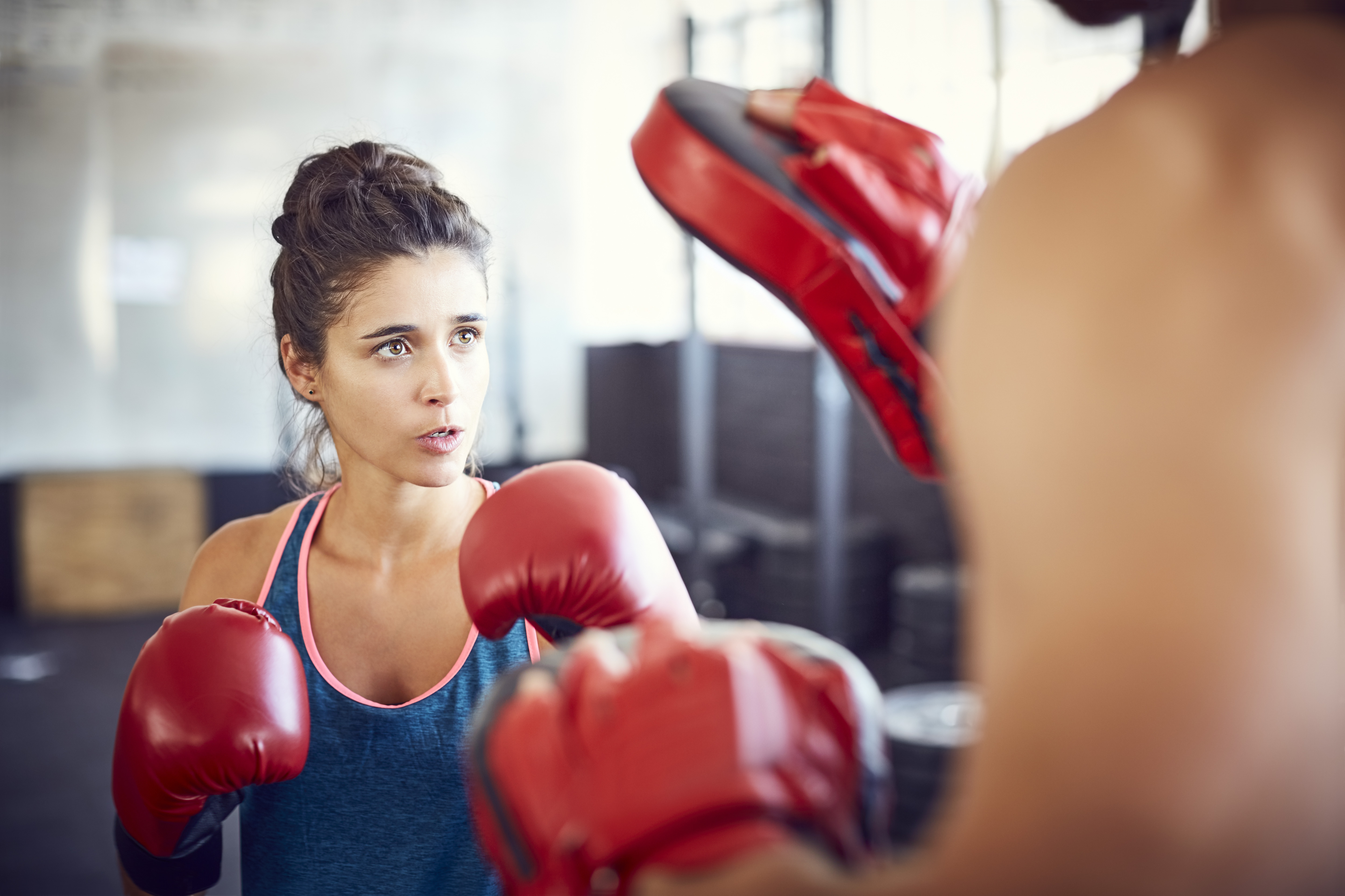 3 ENCHAÎNEMENTS AUX PATTES D'OURS POUR LES COACHES DE BOXE