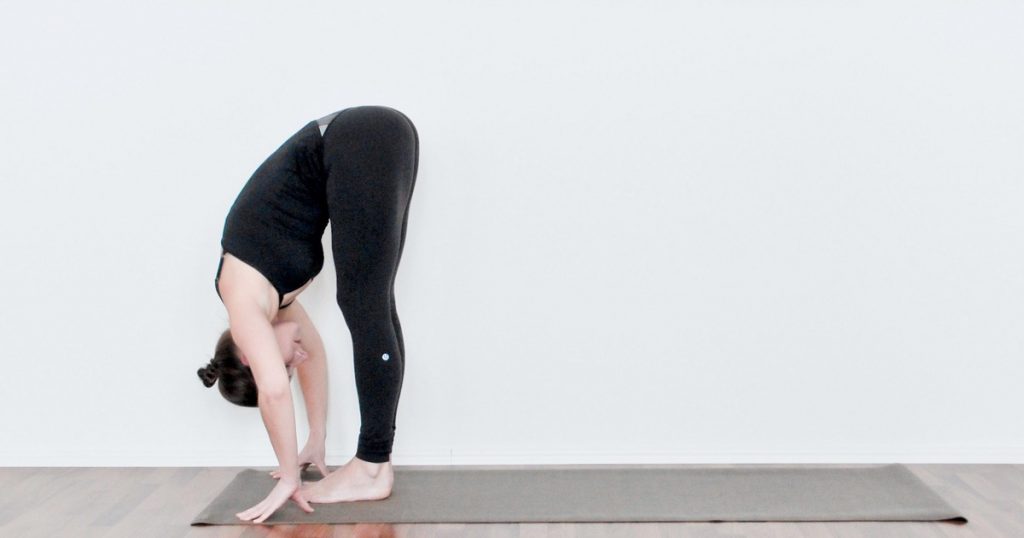 Yoga posture du demi pince