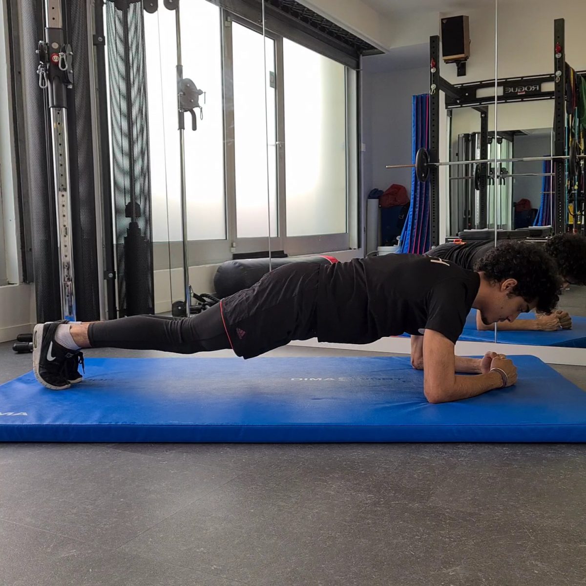 Side to side plank un exercice simple et efficace pour ses abdominaux